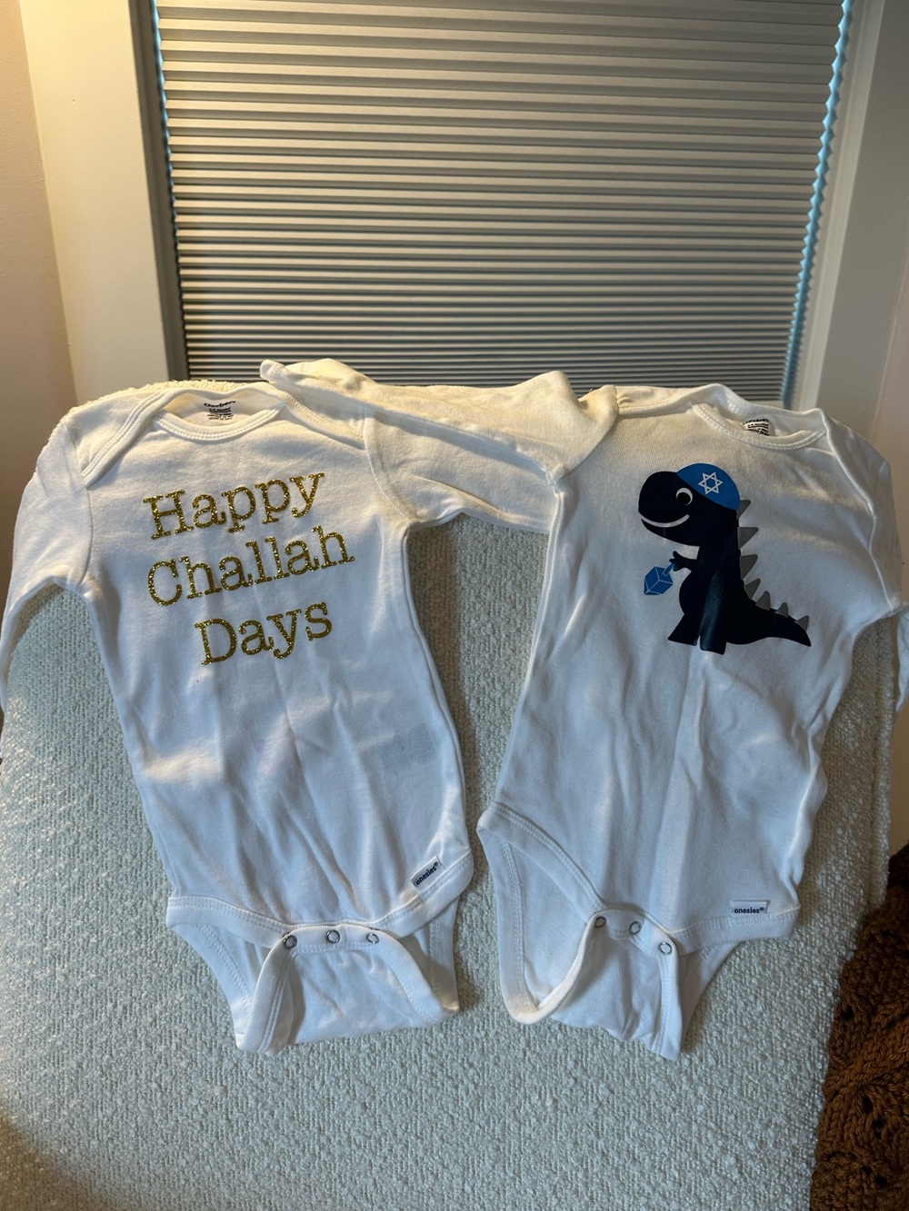 Gerber Baby Hanukkah Bodysuits, 6-9 month, NEW